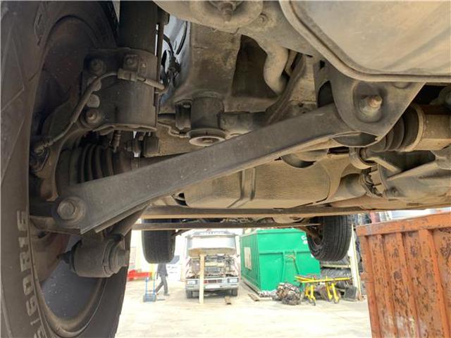 HYUNDAI 552202E600 Barra transversal de la suspensión trasera comprar Barcelona