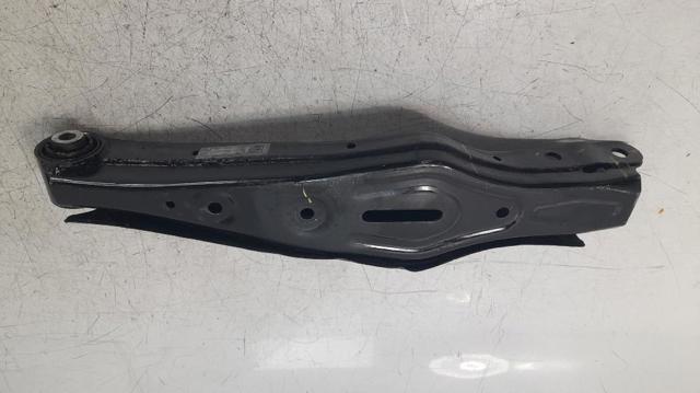 55220D3050 HYUNDAI Brazo de suspensión trasero inferior derecho  en stock Gandía