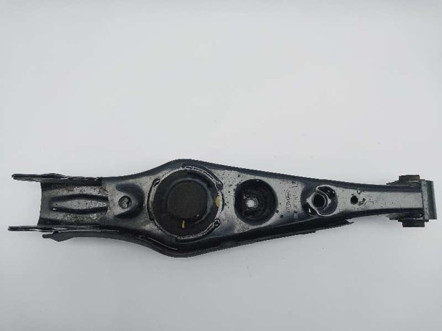 HYUNDAI 55220D3050 Brazo de suspensión trasero inferior derecho  en stock Valencia