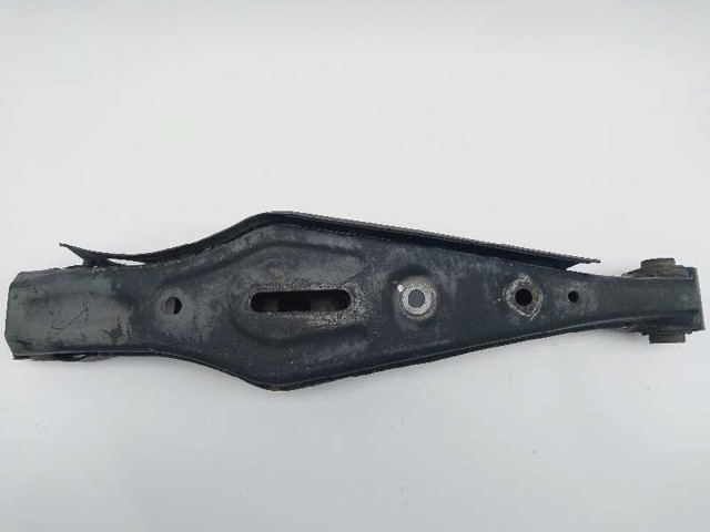 55220D3050 HYUNDAI Brazo de suspensión trasero inferior derecho  en stock Córdoba