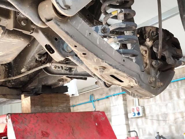 55220D3050 HYUNDAI Brazo de suspensión trasero inferior derecho comprar Alcalá