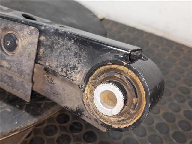 55220D3050 HYUNDAI Brazo de suspensión trasero inferior derecho comprar Alcalá