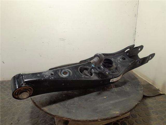 55220D3050 HYUNDAI Brazo de suspensión trasero inferior derecho comprar Bilbao