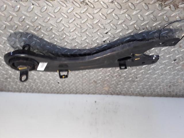 Buje del brazo longitudinal trasero 55275A6000 HYUNDAI