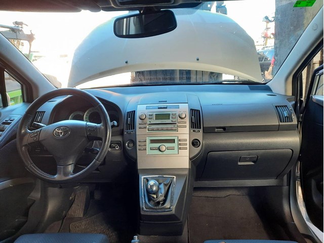 Panel frontal interior salpicadero 553020F011B0 Toyota