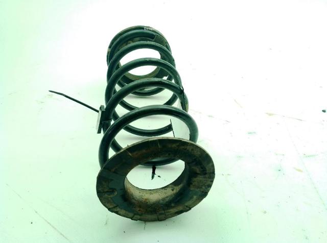 Muelle trasero 553302K300 HYUNDAI