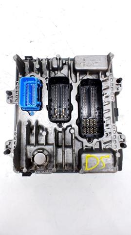 Módulo de control del motor Opel Zafira  (P12)