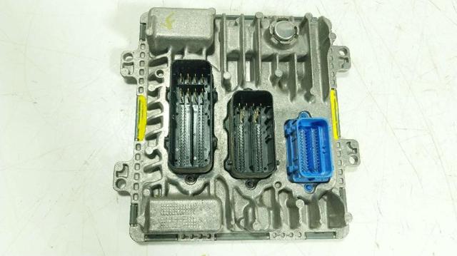 Módulo de control del motor Opel Zafira  (P12)