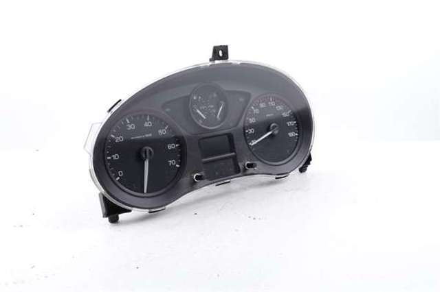PEUGEOT 555001310104  en stock Terrassa