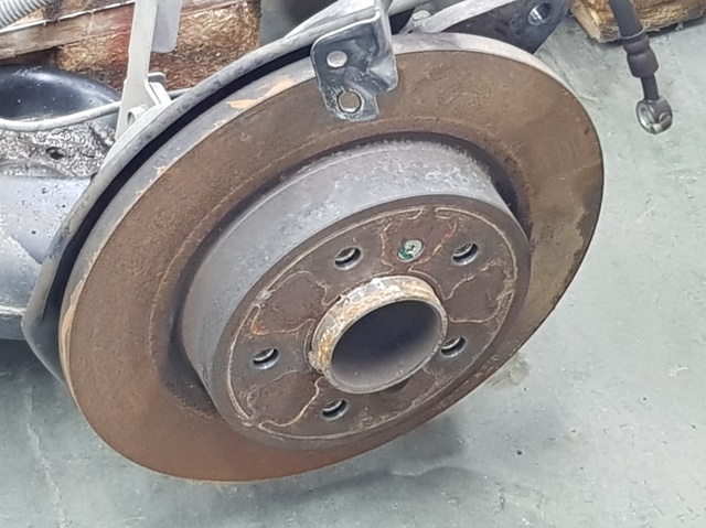 Subchasis trasero soporte motor Nissan Qashqai 2 J11