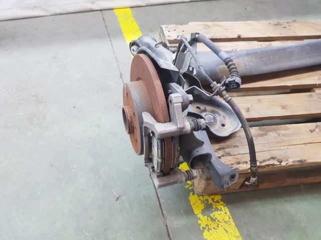 Subchasis trasero soporte motor Nissan Qashqai 2 J11