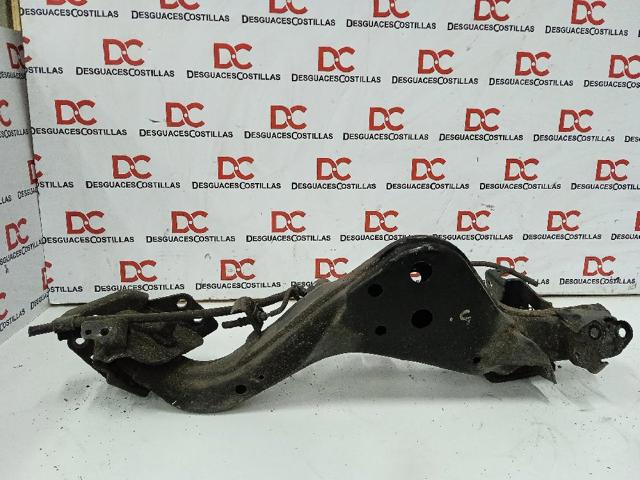 NISSAN 55501JD00A Brazo longitudinal inferior derecho de la suspensión trasera  disponible España