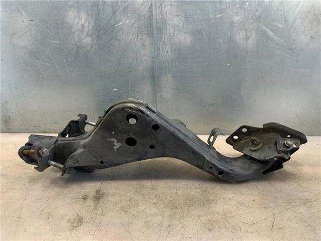 NISSAN 55502JD00A Brazo longitudinal inferior izquierdo de la suspensión trasera  disponible España