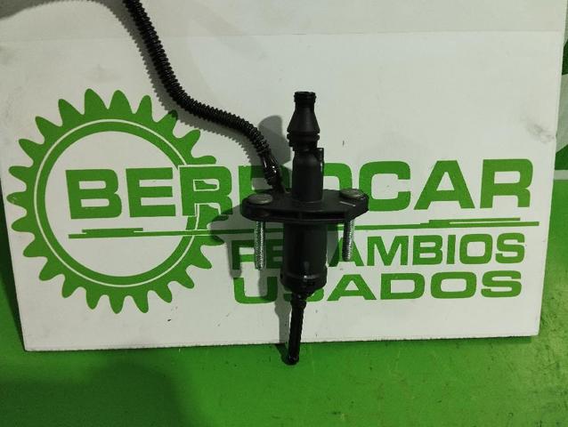 55561915 Cilindro maestro de embrague comprar Almería