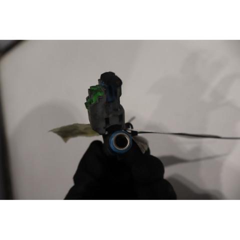 55562599 GM Inyector de combustible  disponible Ourense
