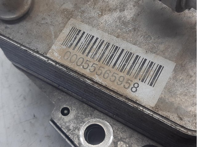 Enfriador aceite motor para opel insignia a 2.0 cdti (68) a20dth 55565958