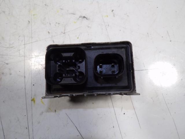 55572812 OPEL Relé de los calentadores comprar Madrid