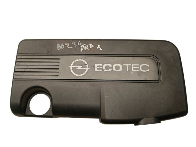 Cubierta motor Opel Astra  ()