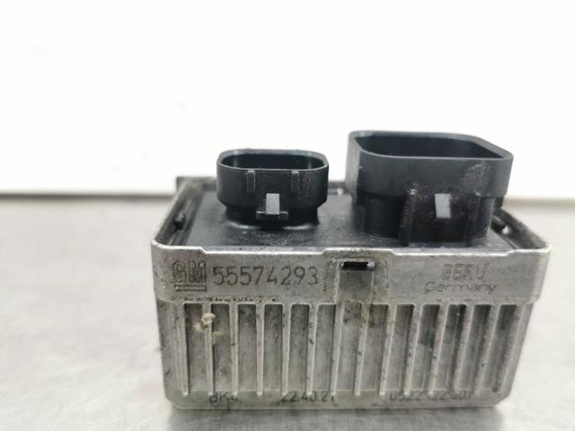 Relé de bujía de precalentamiento Opel Combo