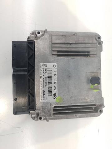 Comprar Unidad de control del motor (ECU) Opel Insignia  G09 a bajo precio