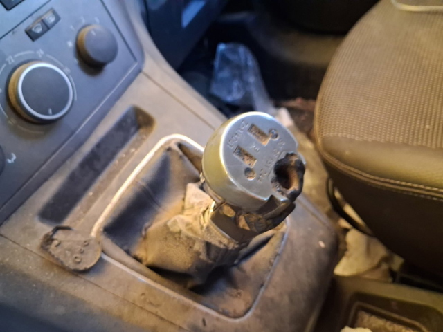 55585237 Motor de arranque  disponible Málaga