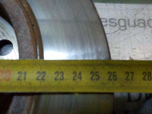 Frenos traseros 5561161M00 SUZUKI