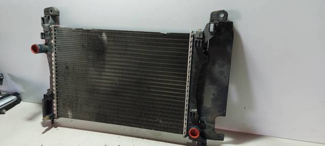 55700447 FIAT Radiador de refrigeración del motor  disponible Alicante