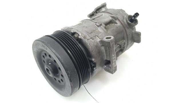 55701200 Compresor de aire acondicionado  en stock Castellón