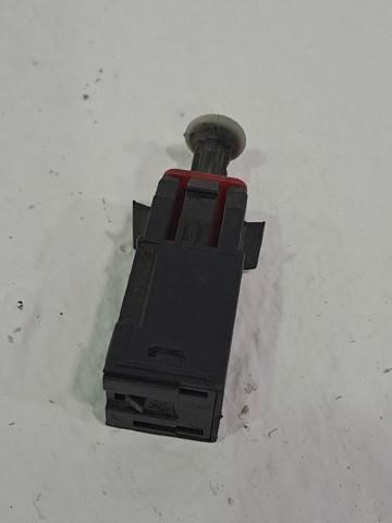 Interruptor luz de freno 55701395 OPEL