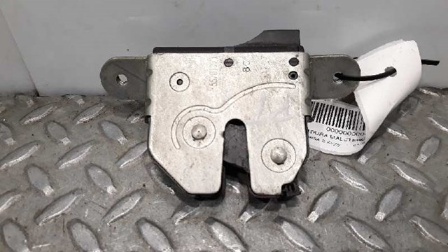 55701971 Cerradura de tapa de maletero  disponible Burgos