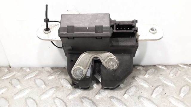 55701971 OPEL Cerradura de tapa de maletero  comprar en Lleida