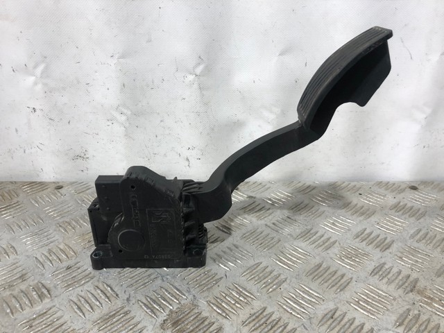 55702020 Pedal del acelerador comprar Almería