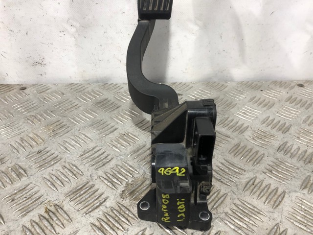 55702020 FIAT Pedal del acelerador  comprar en Lleida