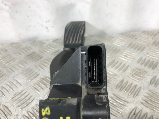 FIAT 55702020 Pedal del acelerador  comprar en Murcia