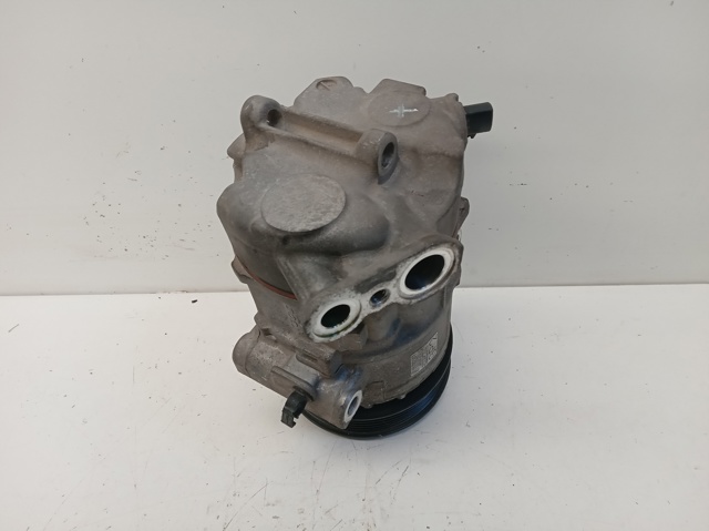 55702161 FIAT Compresor de aire acondicionado  disponible Vigo