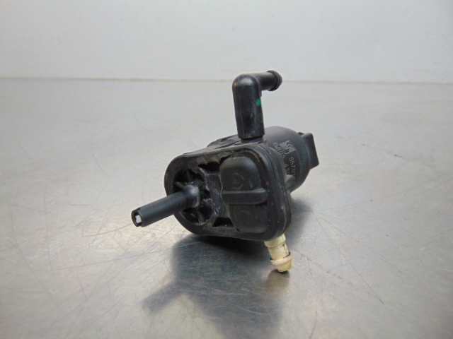 FIAT 55702893 Motor de la bomba del lavaparabrisas delantero  disponible Valladolid