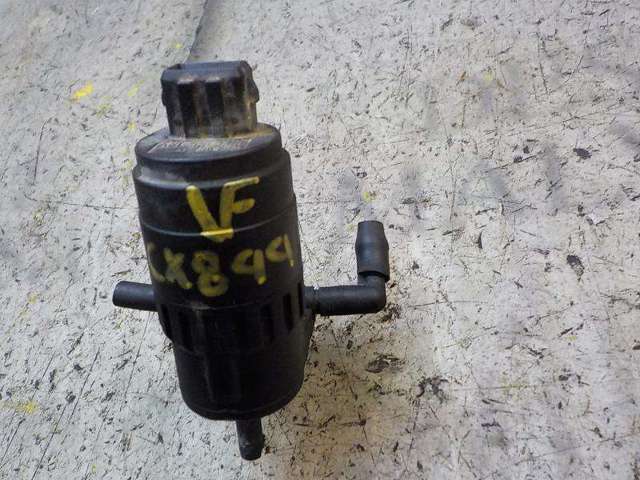 55702893 Bomba de agua limpiaparabrisas, delantera comprar Girona