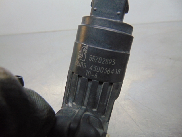 55702893 FIAT Motor de la bomba del lavaparabrisas delantero  disponible Ourense