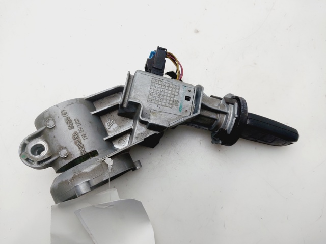 55703083 Opel