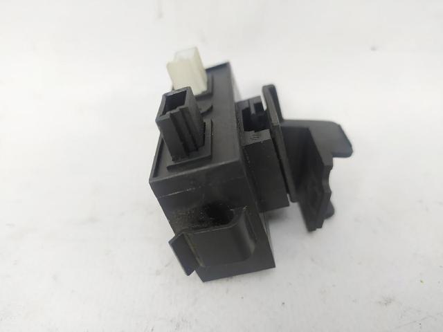 55892110 BMW Módulo de control del motor de la bomba de combustible  en stock Huelva