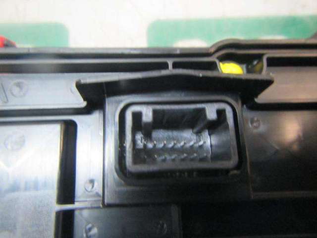 5590002F30 Unidad de control aire acondicionado  en stock Granada