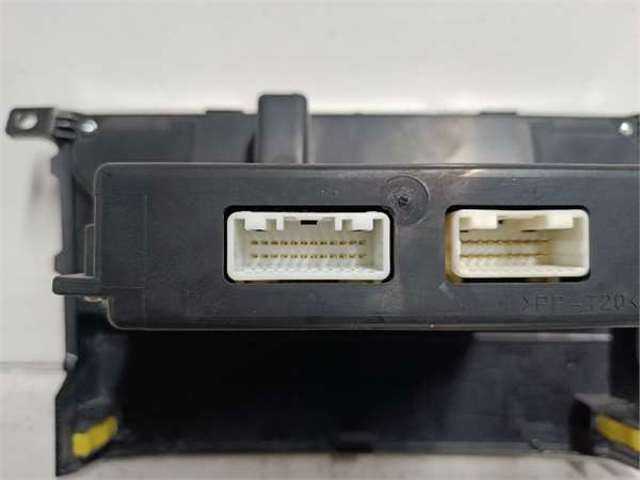 TOYOTA 559000F030 Unidad de control aire acondicionado  en stock Salamanca