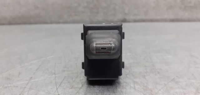 56007695AC Chrysler