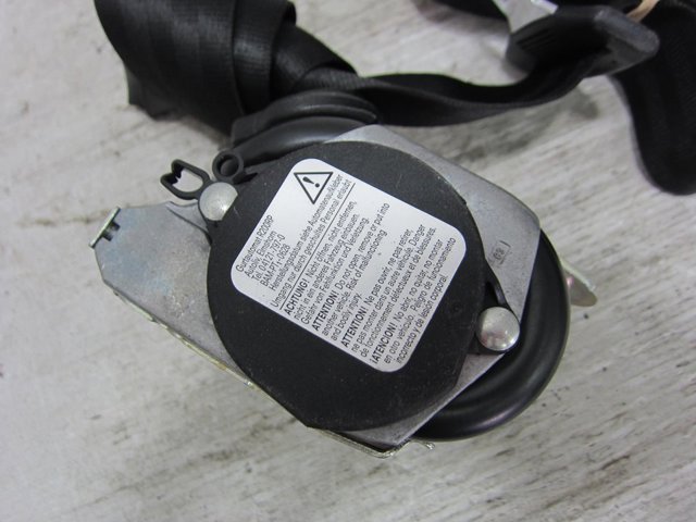 560788501 VAG Cinturón de seguridad delantero derecho  disponible Alicante