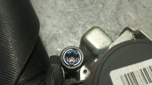 560788501 Cinturón de seguridad delantero derecho  disponible Utrera