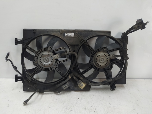 560961104 Radiador de refrigeración del motor  disponible Burgos