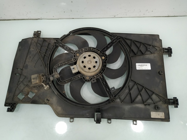 560961104 Radiador de refrigeración del motor  comprar en Reus
