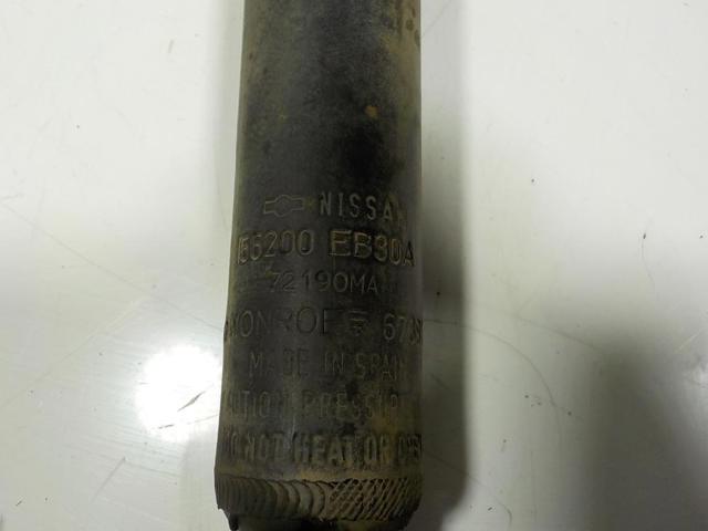 Amortiguador trasero Nissan Navara D40