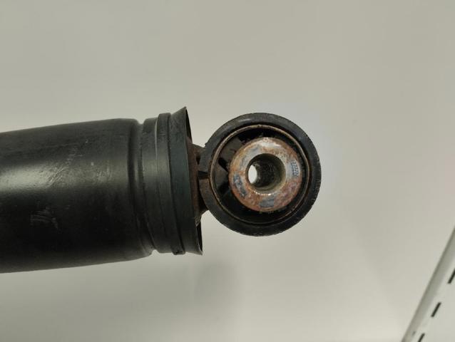 562100028R Renault (RVI)