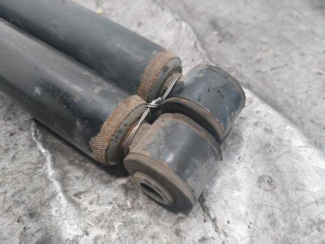 562102490R RENAULT Amortiguador trasero comprar Alcalá